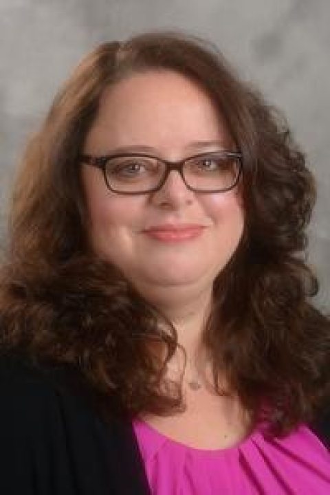 Headshot of Sandra Kyle