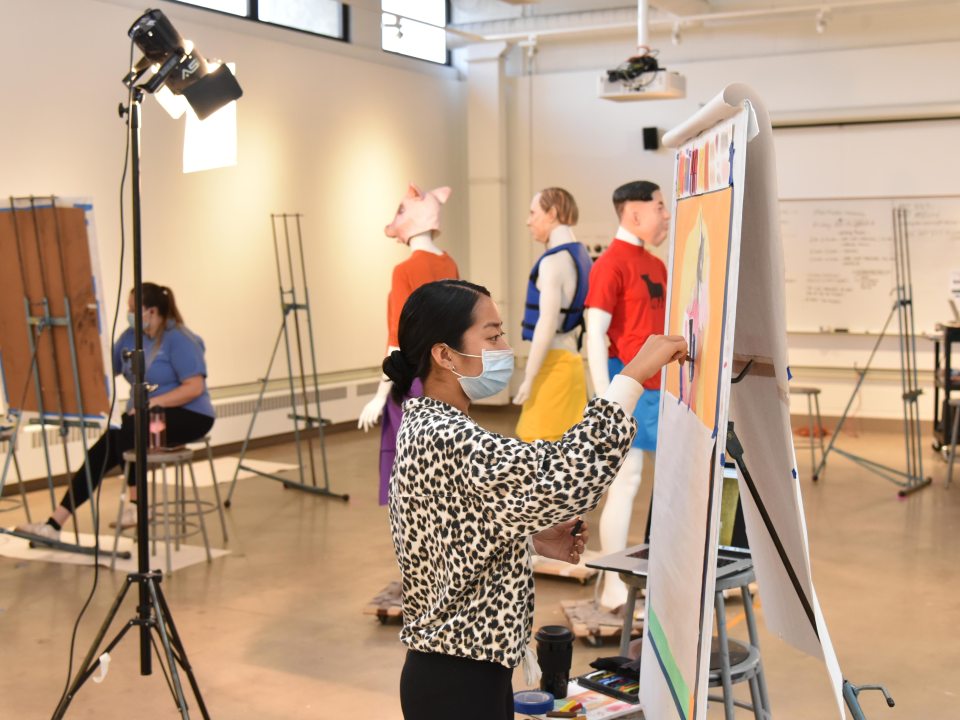 Students in a drawing class