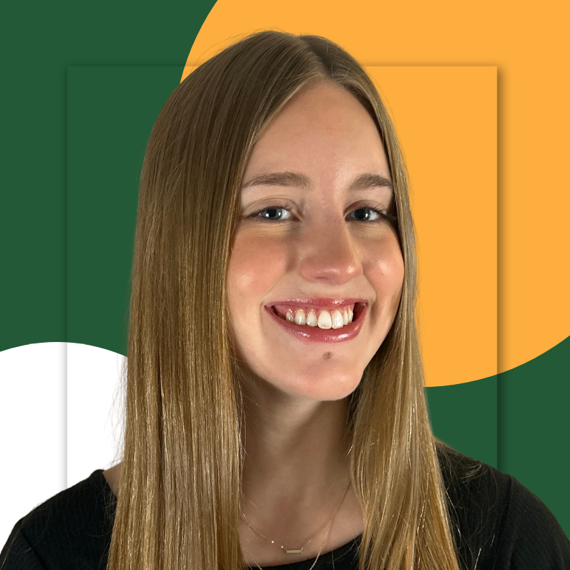 Emily Robertson Headshot