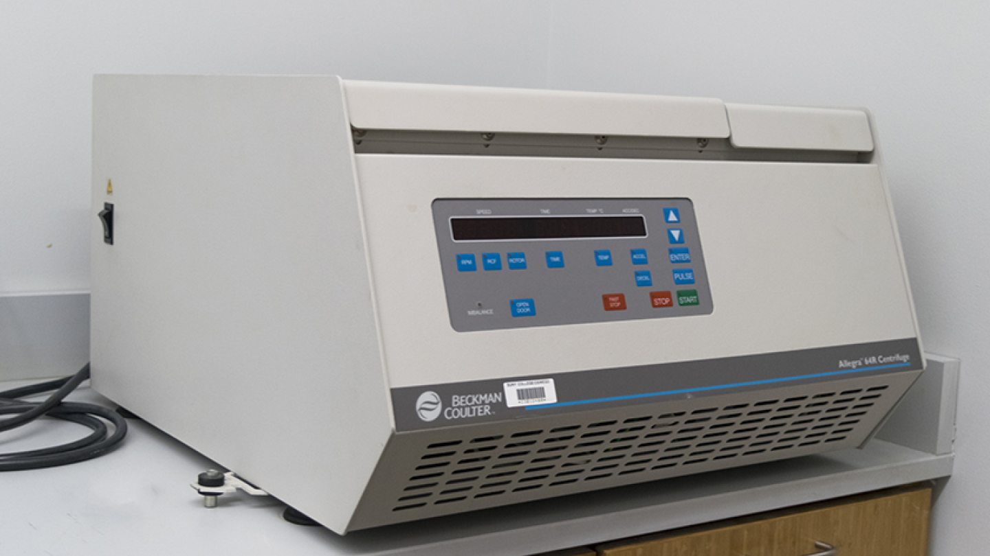 Beckman Coulter Allegra 64R centrifuge