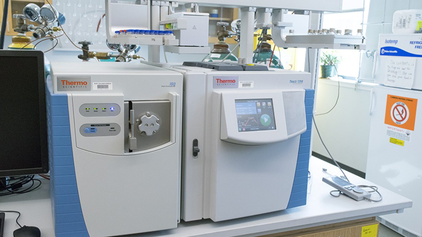 Thermo Scientific gas chromatograph machines