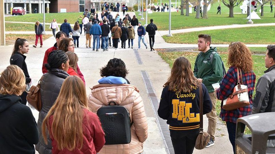 Families touring the Oswego campus