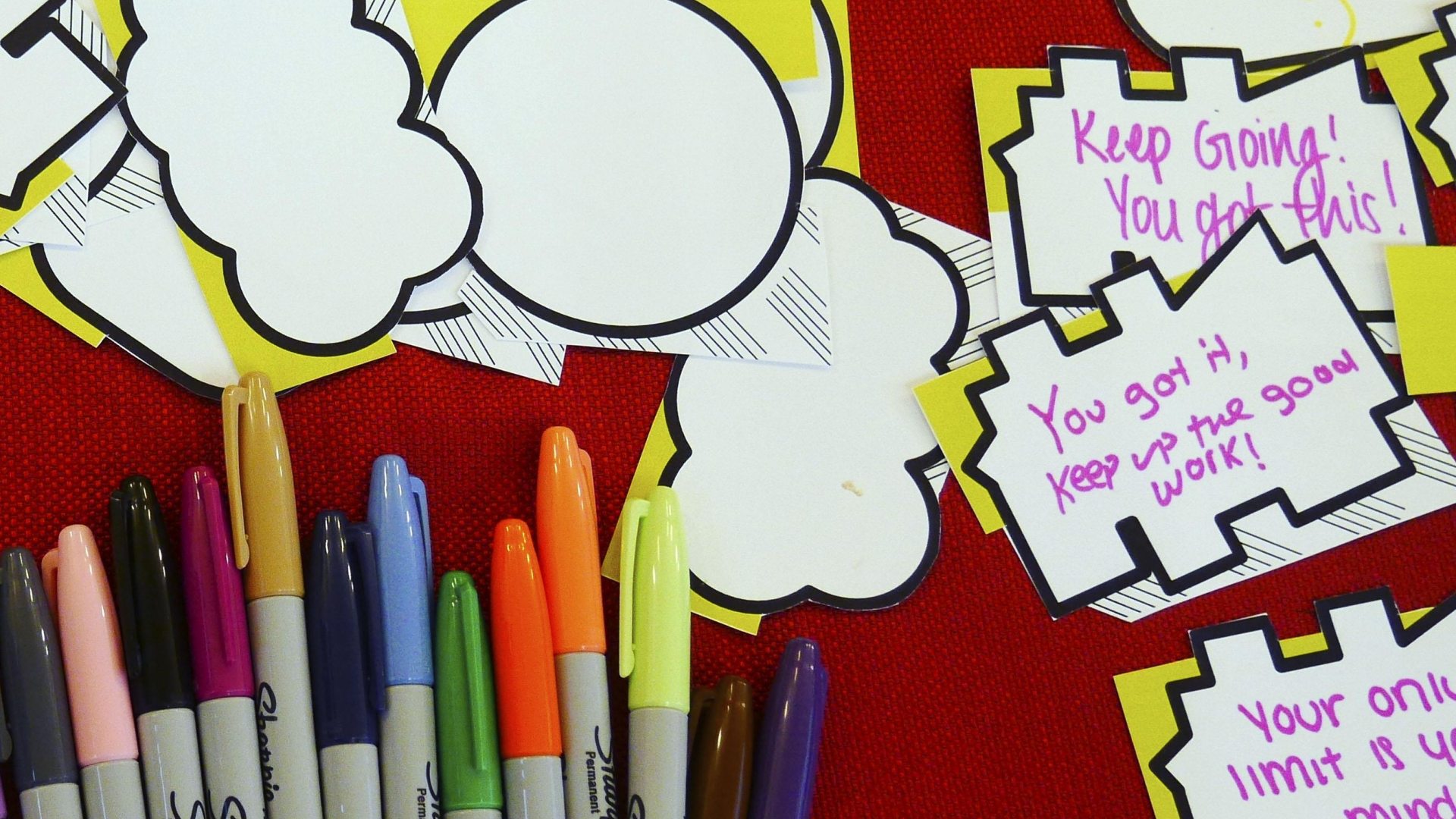 Messages written on word bubble sticky notes encouraging others to quit smoking
