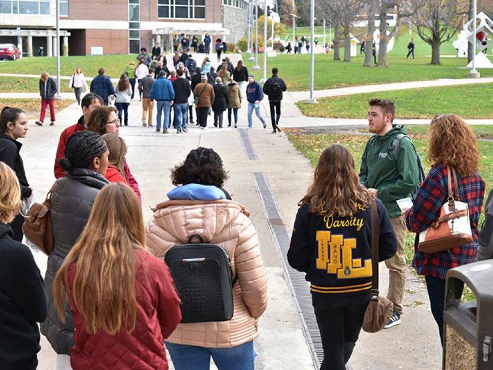 Families touring the Oswego campus