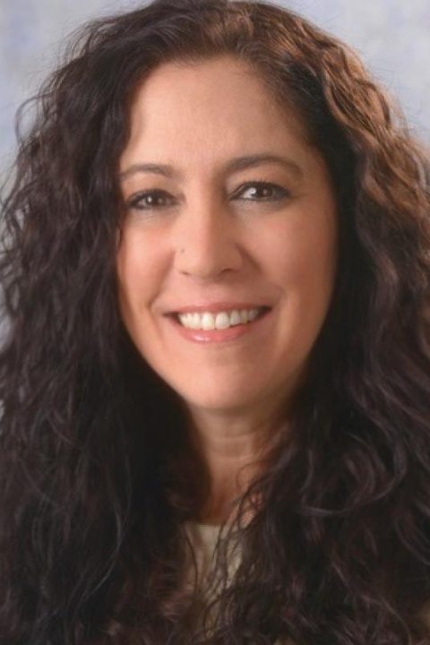 Headshot of Vanessa Sereno