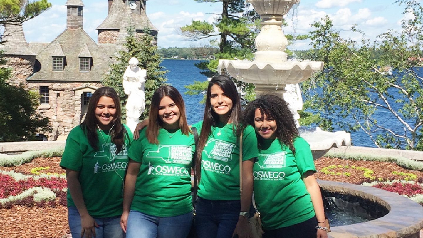 SUNY Oswego Students Visit Thousand Islands
