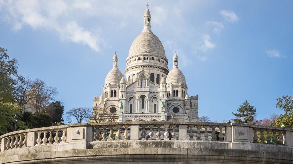 A domed building in Paris, France