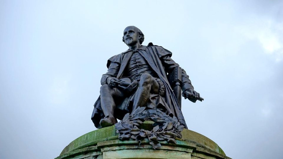William Shakespear Statue