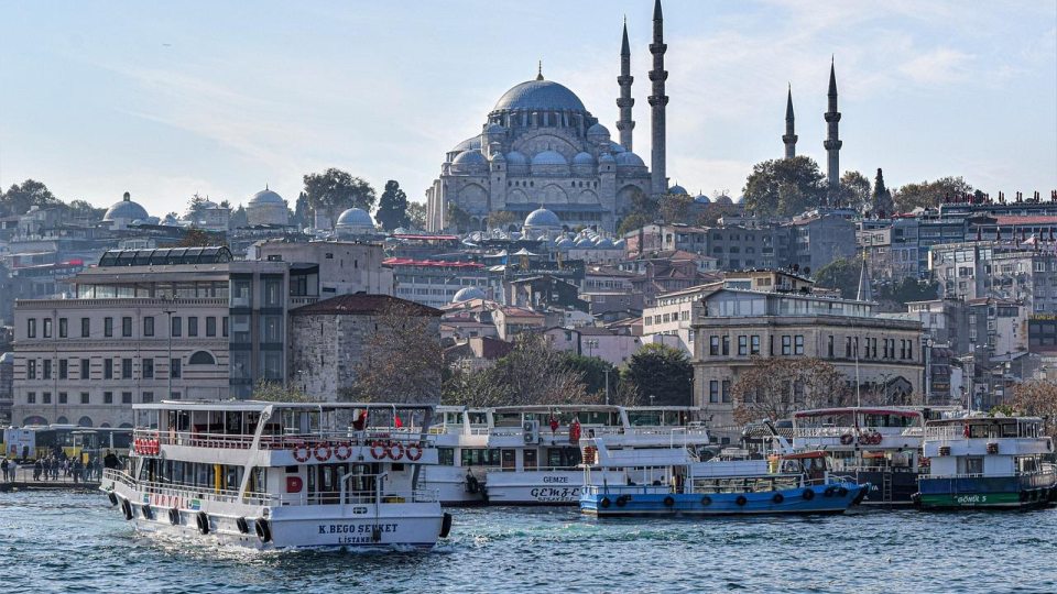 Boats on the Bosphorus with the Suleymaniye Mosque in the background