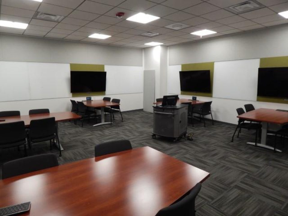 Penfield Library Classroom 111