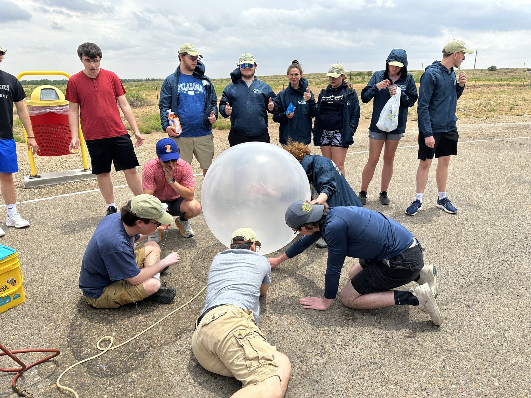 Oswego chasers launch a weather balloon in Fort Sumner, New Mexico. Oswego chasers launch a weather balloon in Fort Sumner, New Mexico.