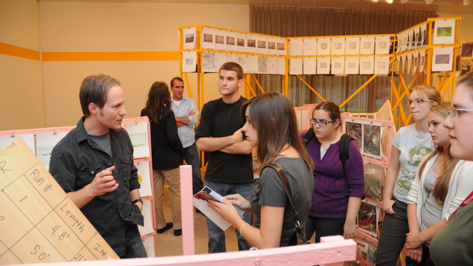 Richard Metzgar speaking with students