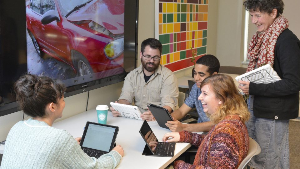 Leigh Wilson teaches Digital Oz class