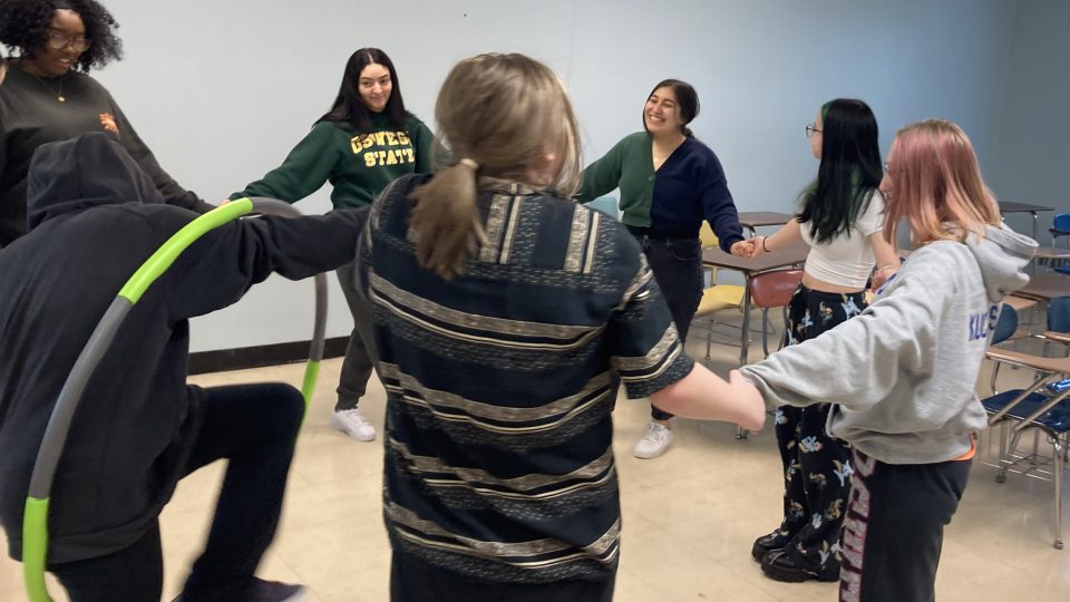 Focus Forward student mentors work with local schools to help support youth in a variety of ways.