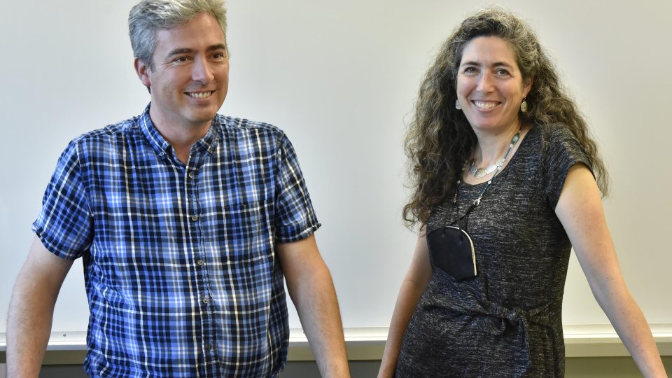 History faculty members Bill Murphy and Gwen Kay recently attended a National Endowment for the Humanities seminar examining the future of history education