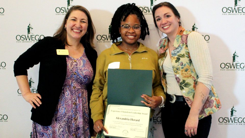 Alex Herard receives Experiential Learning impact award