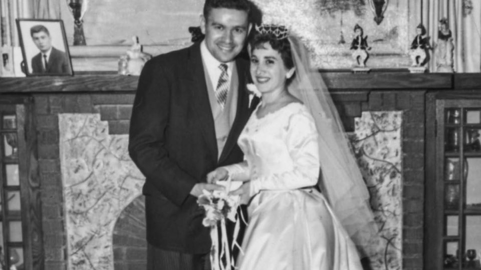 Frank ’58 and Gloria Maraviglia on their wedding day in 1961.