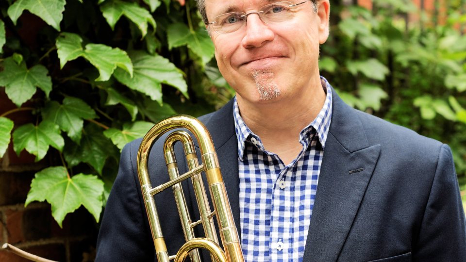 Accomplished performer and teacher Mark Kellogg
