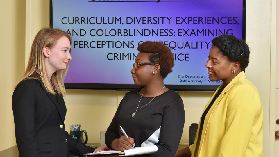 Elisa Descartes (right), founder of Minorities Meet