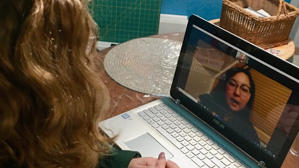 Career Service student Navigators chat remotely