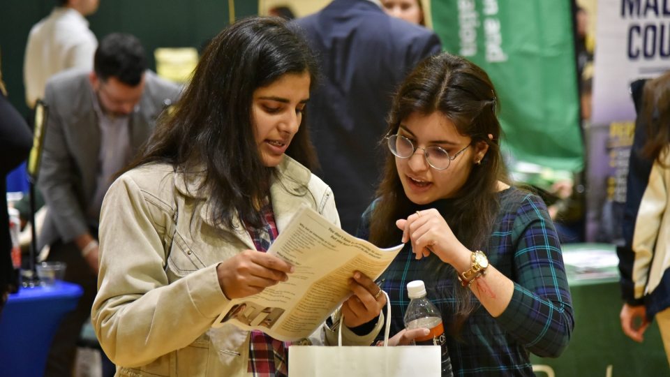 Students and employers connect at the Career and Internship Fair