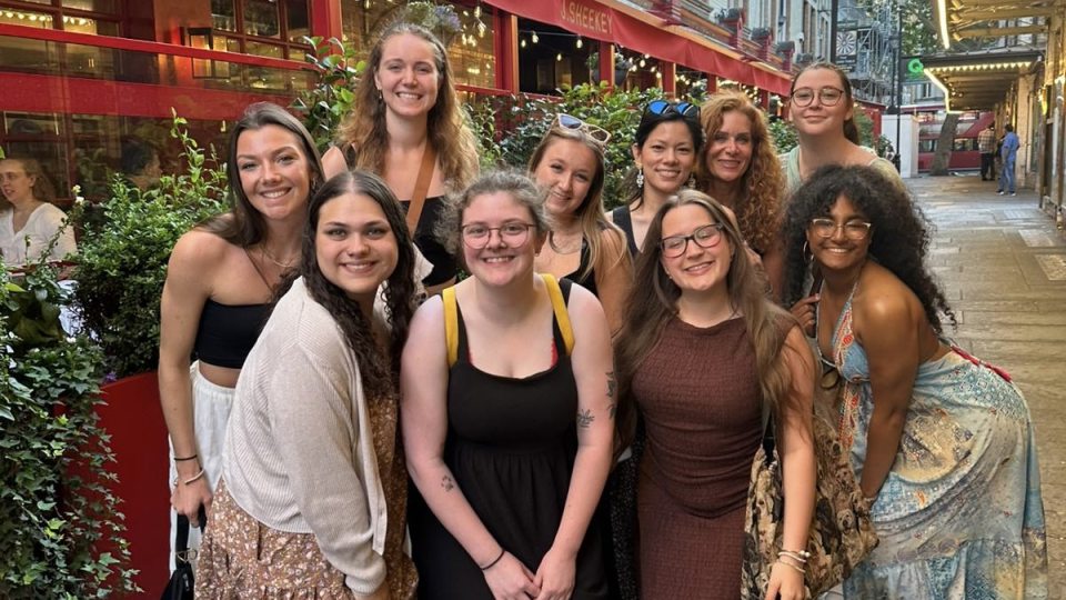 Oswego students in  Contemporary Topics in Play Therapy: Trauma (CPS 604) pose for a photo together in London.