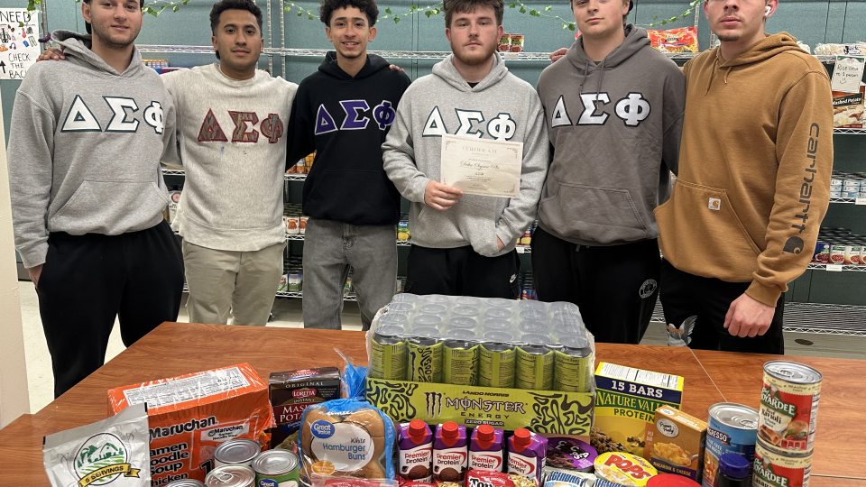 Delta Sigma Phi took first place in a Greek Week event supporting the SHOP (Students Helping Oz Peers) on-campus pantry.