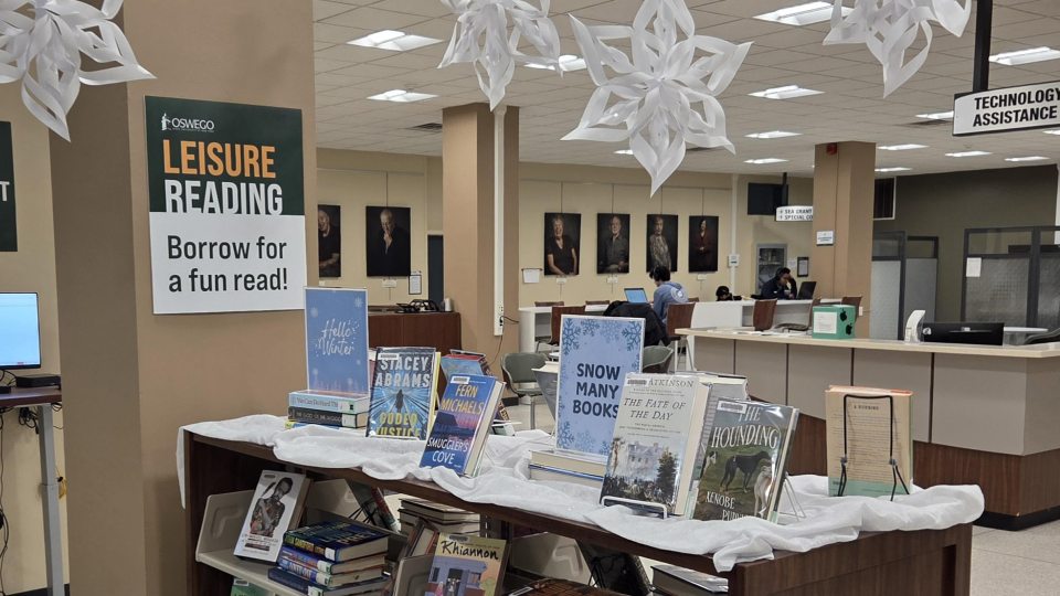 Penfield Library decorated for winter