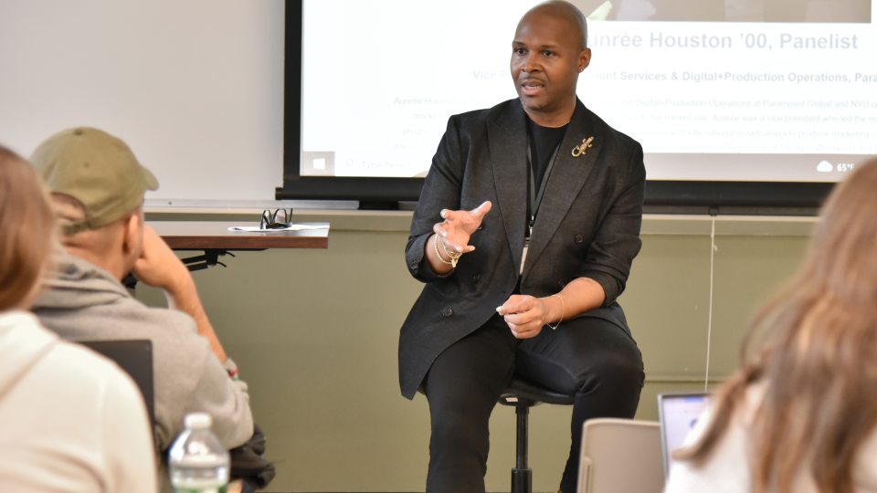 SUNY Oswego alumnus Aunrée Houston, currently the vice president of project management and digital production operations at Paramount Global, from 1 to 2 p.m. in the Marano Campus Center auditorium.