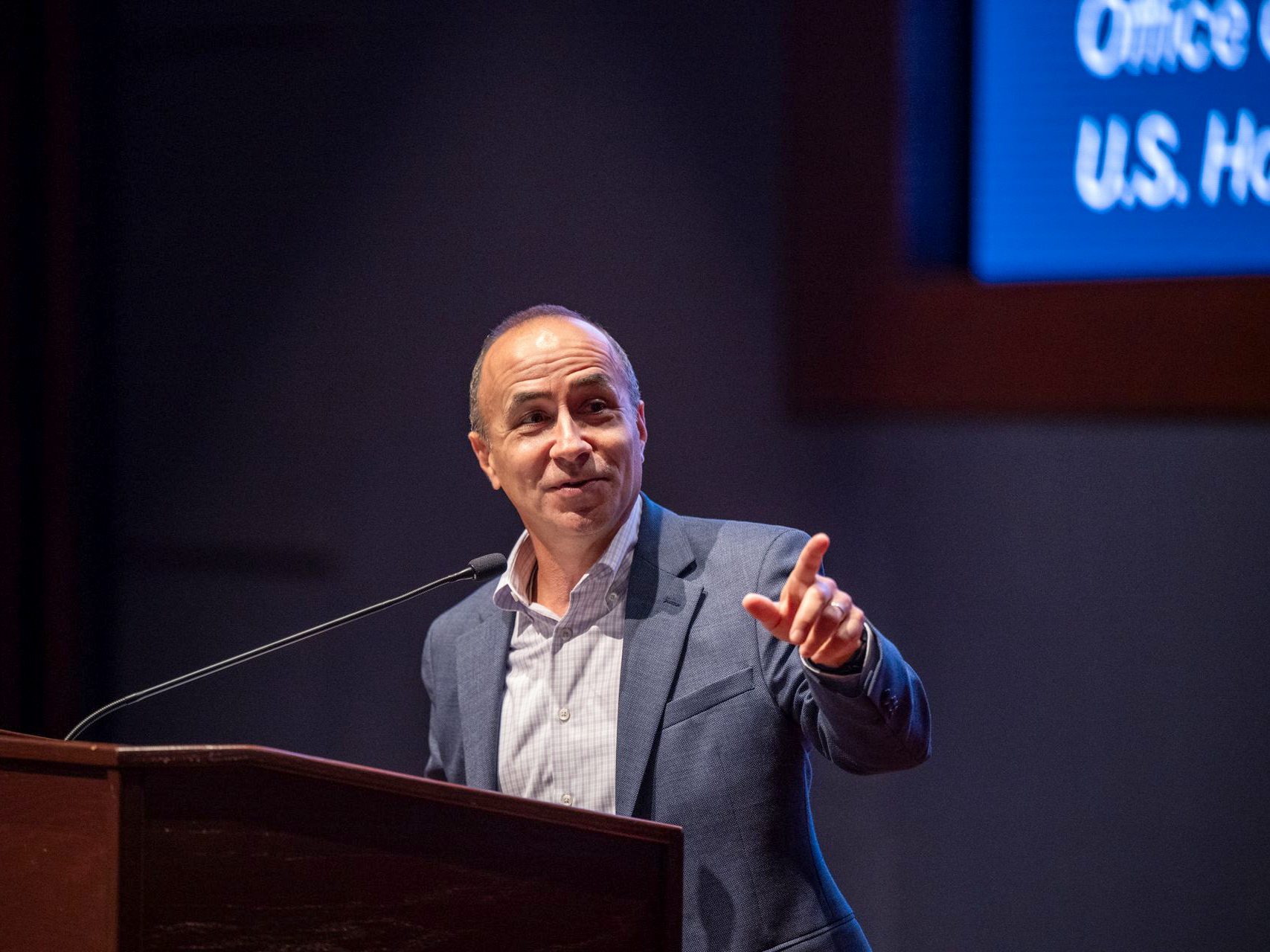 SUNY Oswego Class of 1991 alumnus John Salamone, chief human capital officer for the Chief Administrative Officer at the U.S. House of Representatives, will be the featured guest during the university’s third annual Sheldon Lecture on Leadership and Service. 