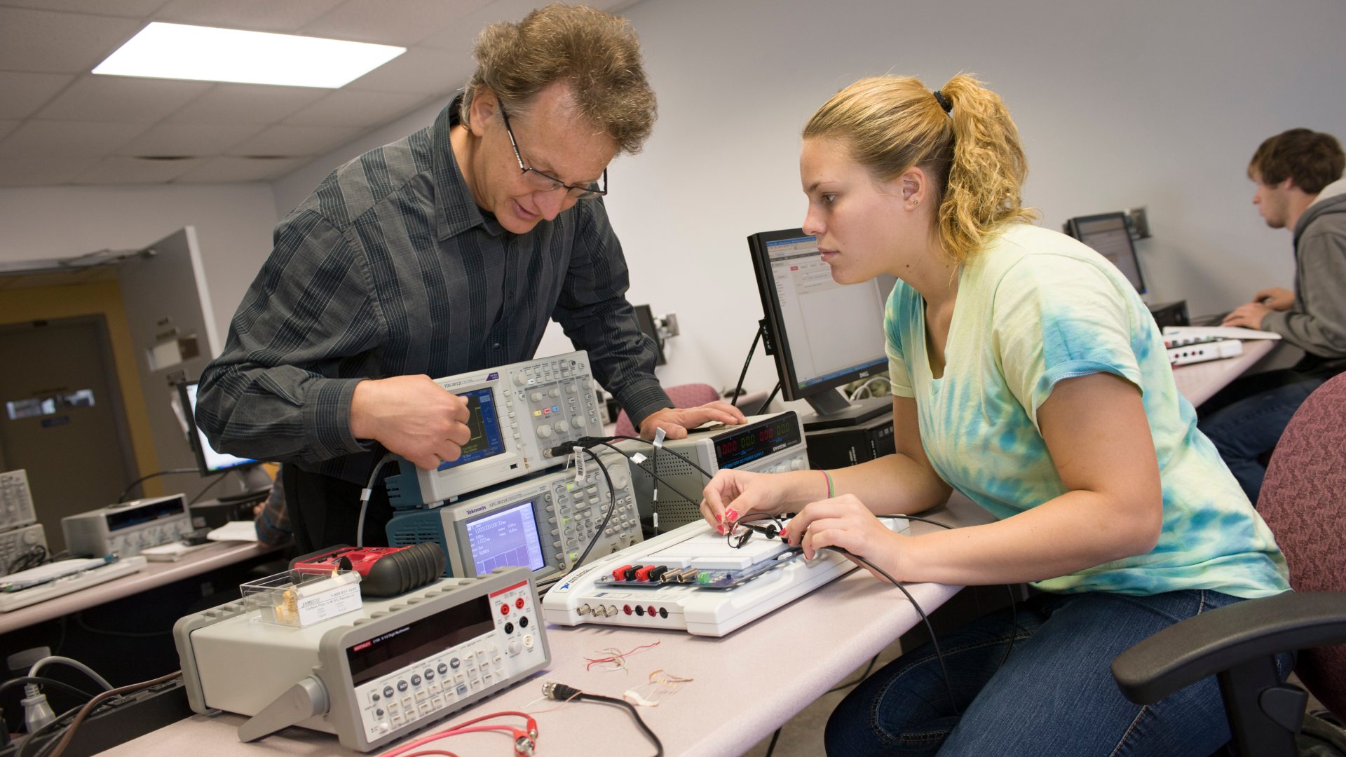 <span>Software Engineering</span>
 header image