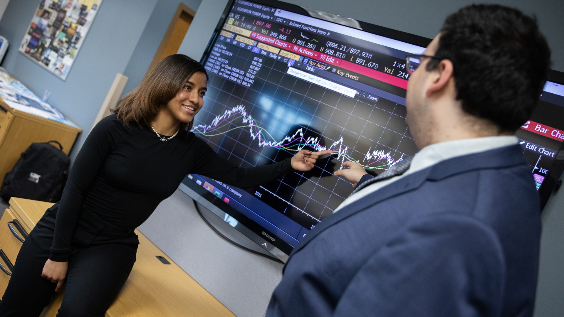 <span>Finance</span>
 header image