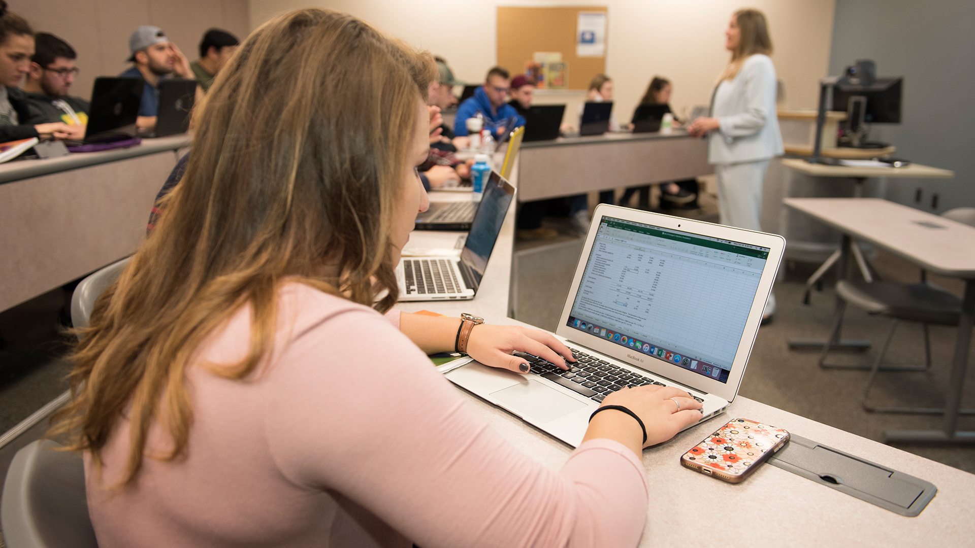 <span>Accounting</span>
 header image