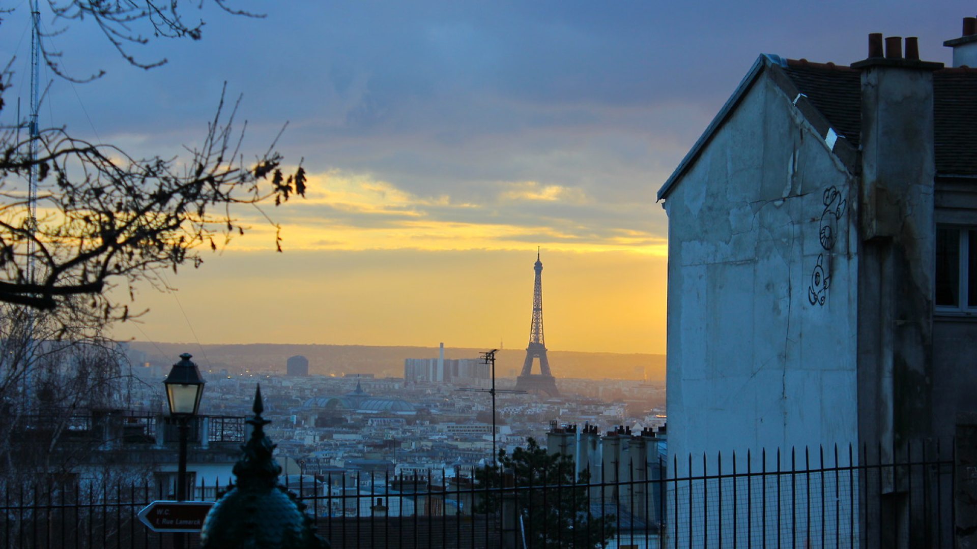 <span>French</span>
 header image