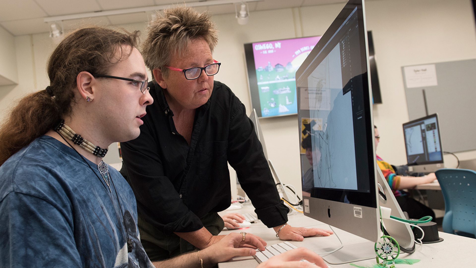 <span>Graphic Design</span>
 header image