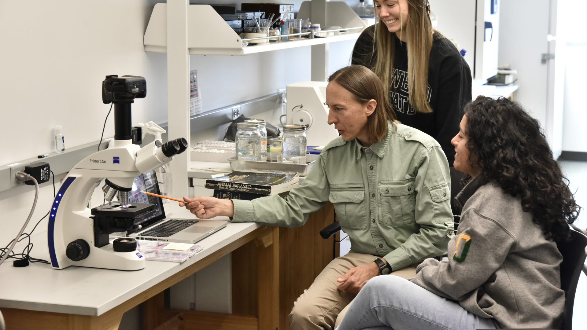 <span>Biology</span>
 header image