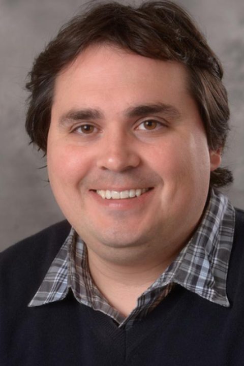 Headshot of Matthew Dykas