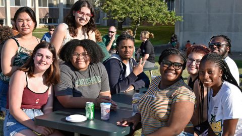 Students enjoy 2022 welcome picnic