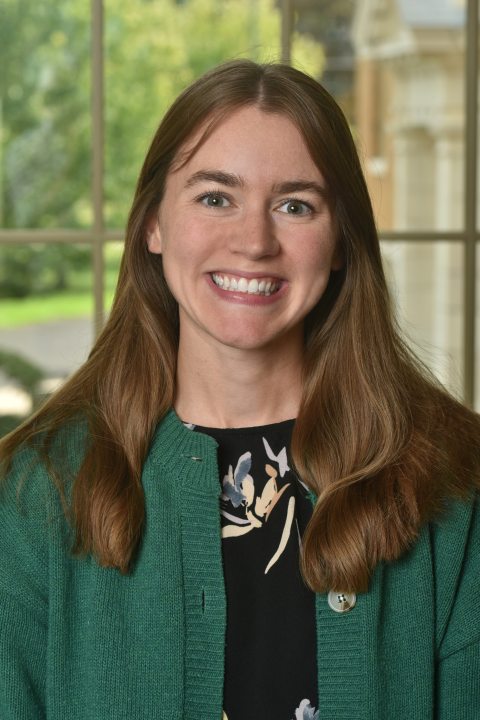 headshot of Miranda Nelson