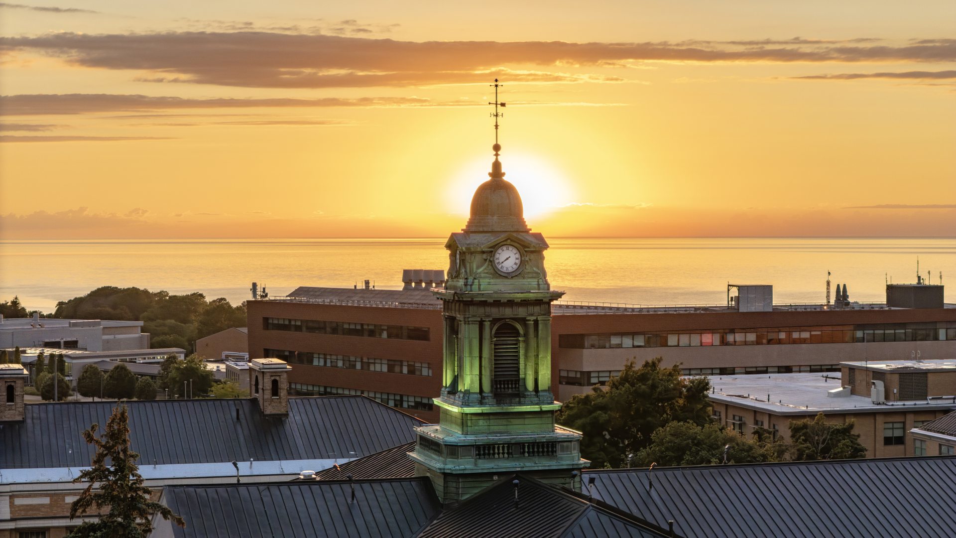 aerial shot of Sheldon Hall building on SUNY Oswego campus