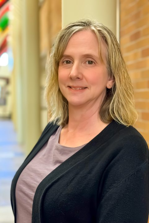 Headshot of Kelly Perkins