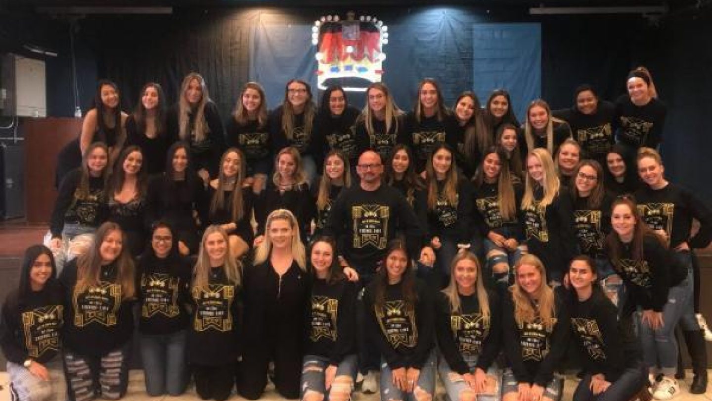 Members of the Delta Phi Epsilon Sorority 